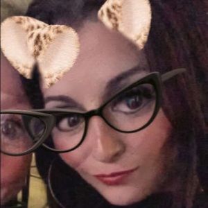 Meet your Posher, Gina